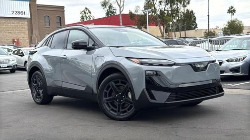Metropolis Gray Metallic 2-Tone 2027 Subaru Uncharted GT