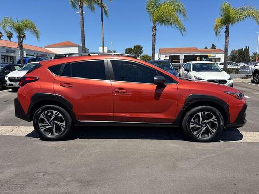 Sun Blaze Pearl 2024 Subaru Crosstrek Premium
