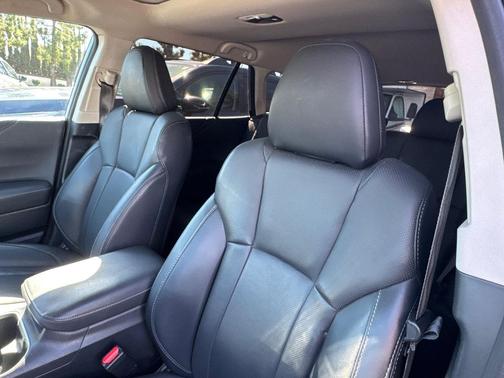 Ice Silver Metallic 2022 Subaru Outback Limited