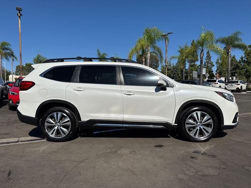 2019 Subaru Ascent Limited 8-Passenger