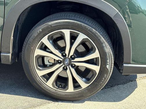 Cascade Green Silica 2022 Subaru Forester Limited