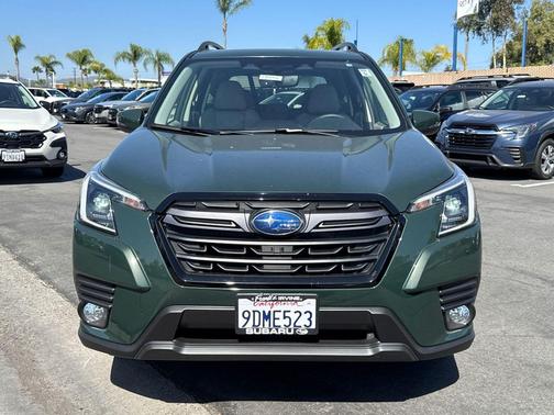 Cascade Green Silica 2022 Subaru Forester Limited