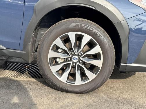 2025 Subaru Outback Touring