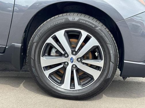 Magnetite Gray Metallic 2019 Subaru Outback 3.6R Limited