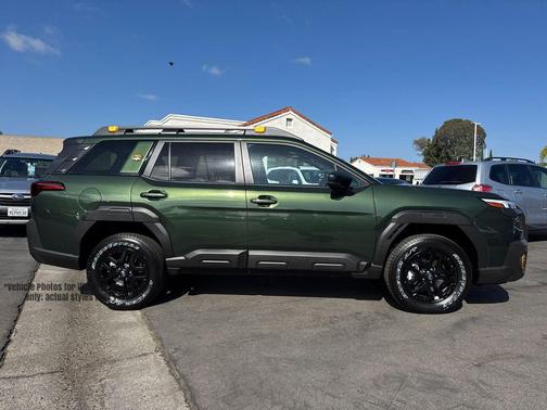 Deep Emerald Green Pearl 2026 Subaru Outback Wilderness