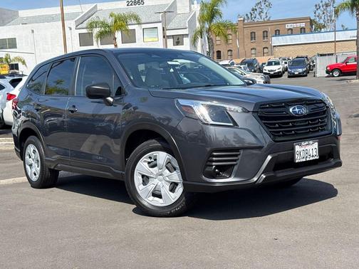 Magnetite Gray Metallic 2024 Subaru Forester Base