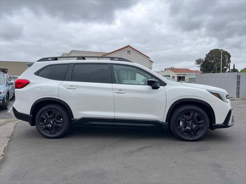 2025 Subaru Ascent Onyx Edition Touring 7-Passenger