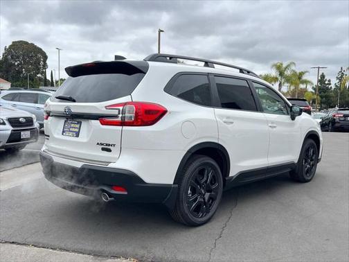 2025 Subaru Ascent Onyx Edition Touring 7-Passenger