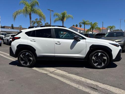 Crystal White Pearl 2025 Subaru Crosstrek Limited