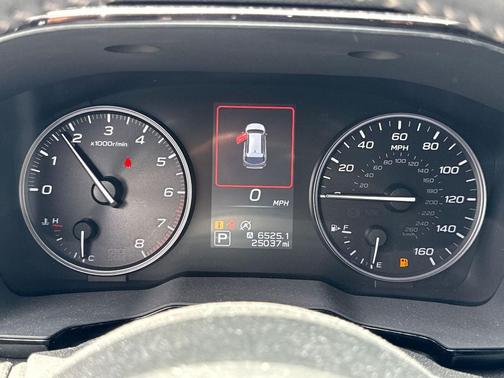 Crystal Black Silica 2023 Subaru Outback Premium