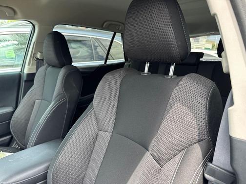 Crystal Black Silica 2023 Subaru Outback Premium