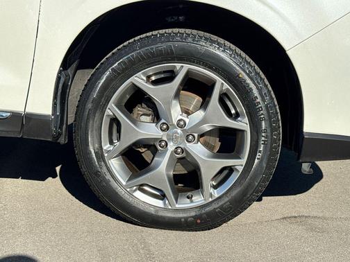 2016 Subaru Forester 2.5i Touring