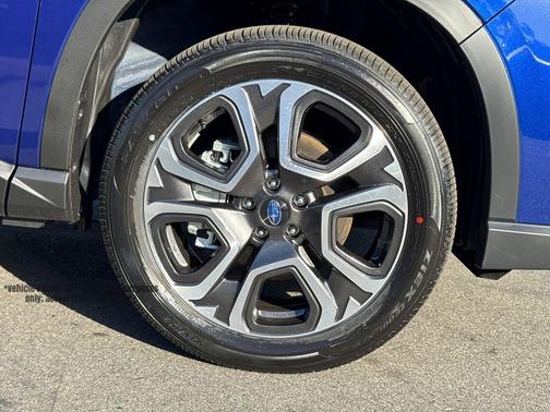 Sapphire Blue Pearl 2026 Subaru Ascent Limited 8-Passenger