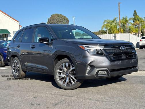 Magnetite Gray Metallic 2026 Subaru Forester Hybrid Touring