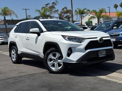 2020 Toyota RAV4 XLE