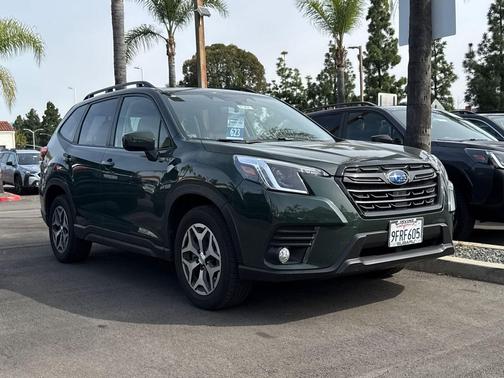 2023 Subaru Forester Premium