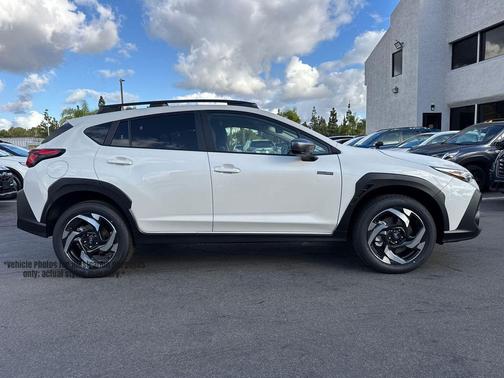 Crystal White Pearl 2026 Subaru Crosstrek Hybrid Base