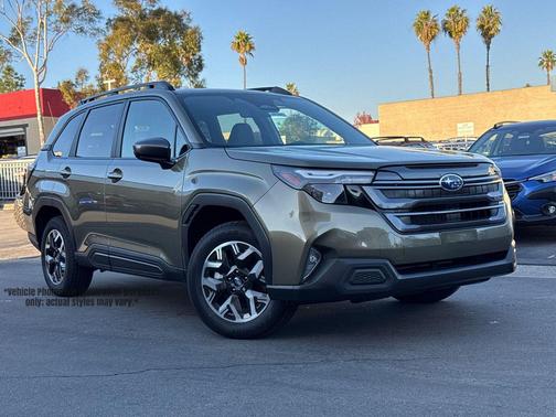 2025 Subaru Forester Premium