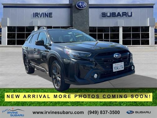 Crystal Black Silica 2023 Subaru Outback Onyx Edition XT
