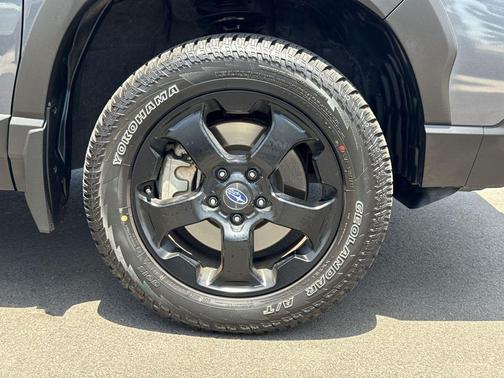 Magnetite Gray Metallic 2024 Subaru Forester Wilderness