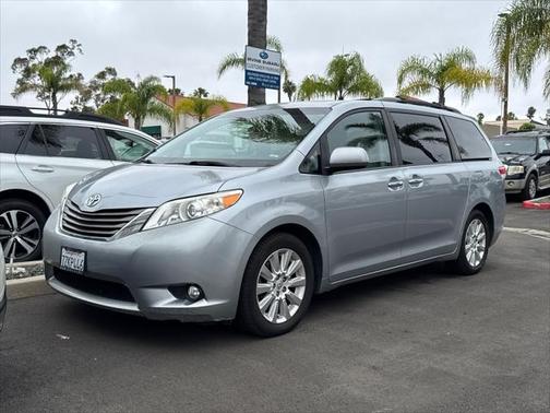 2014 Toyota Sienna XLE