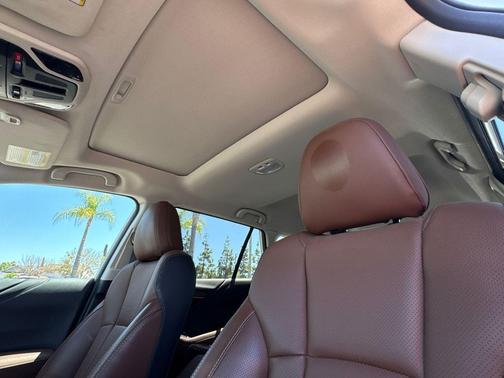 Crystal White Pearl 2023 Subaru Outback Touring XT