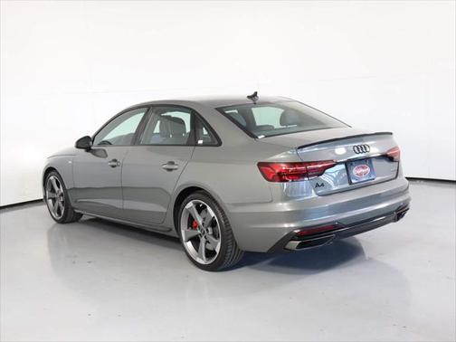 2023 Audi A4 Premium Plus 45 TFSI S line quattro S tronic