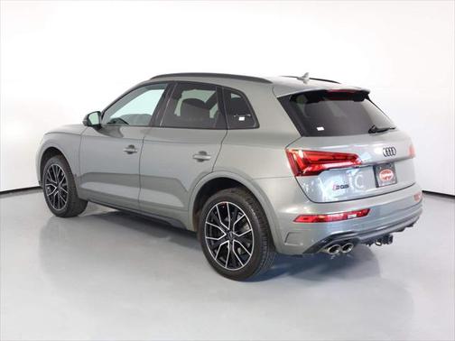 2023 Audi SQ5 Premium Plus TFSI quattro Tiptronic