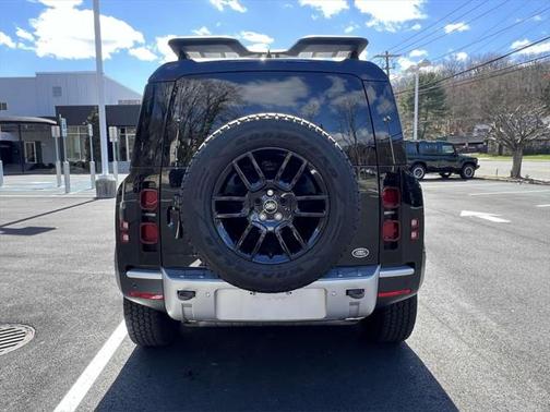 2023 Land Rover Defender 110 S
