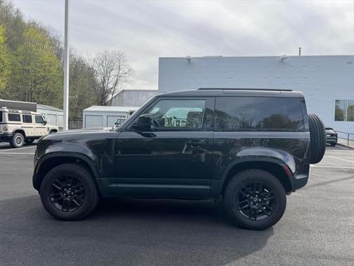 2023 Land Rover Defender 90 S