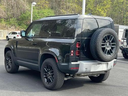 2023 Land Rover Defender 90 S