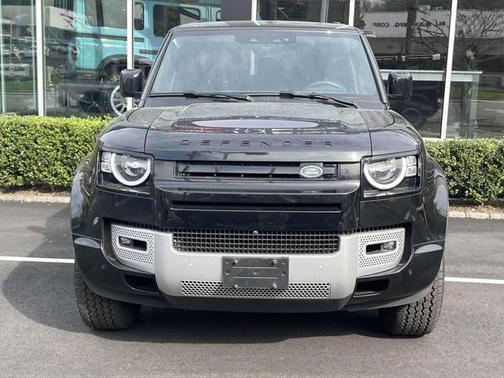 2023 Land Rover Defender 90 S