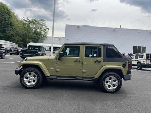 2013 Jeep Wrangler Unlimited Sahara