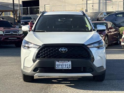 2024 Toyota Corolla Cross LE