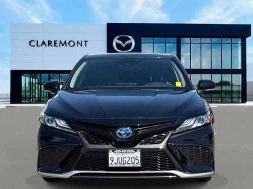 2024 Toyota Camry Hybrid SE