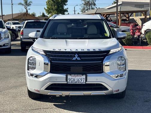 2023 Mitsubishi Outlander PHEV SEL