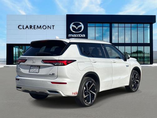 2023 Mitsubishi Outlander PHEV SEL