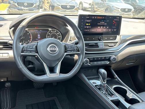 2023 Nissan Altima SR FWD