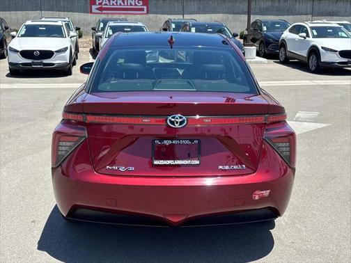 2017 Toyota Mirai Base