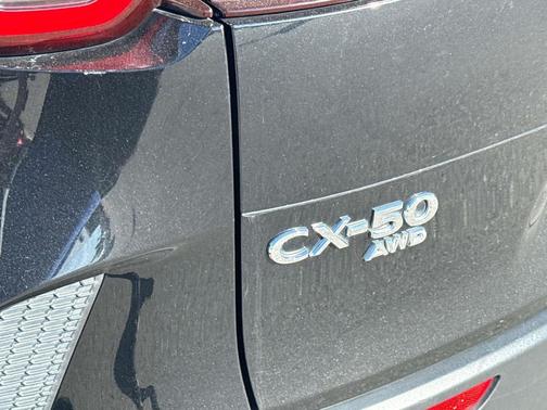 2024 Mazda CX-50 2.5 S Preferred Package
