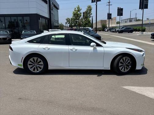 2022 Toyota Mirai Base