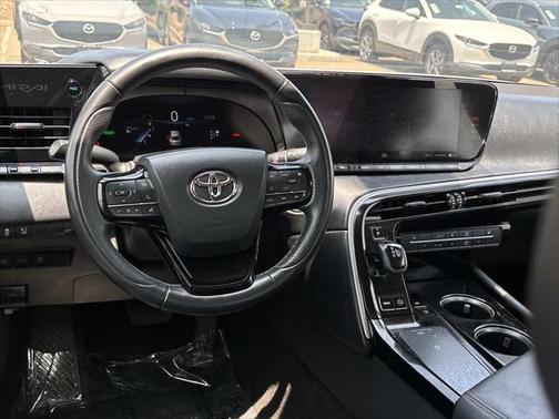 2022 Toyota Mirai Base