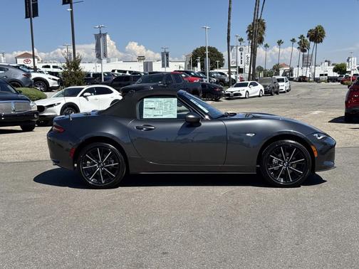 2025 Mazda MX-5 Miata Grand Touring