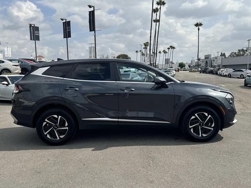 2023 Kia Sportage Hybrid LX