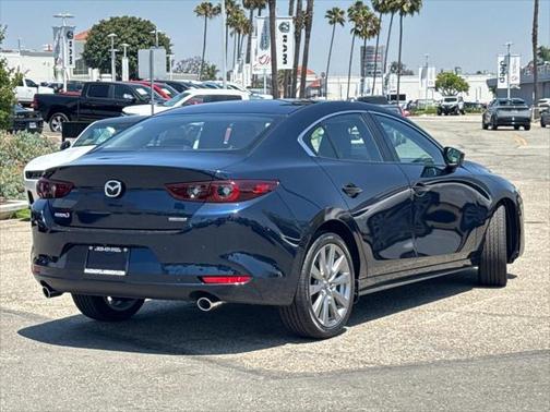 2025 Mazda Mazda3 FWD w/Preferred Package