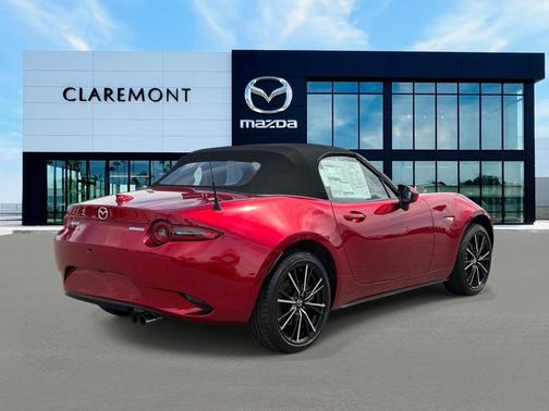 SOUL RED CRYSTA 2026 Mazda MX-5 Miata Grand Touring