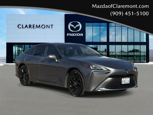 2021 Toyota Mirai Base