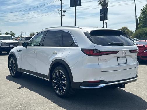 2025 Mazda CX-90 PHEV Premium Plus