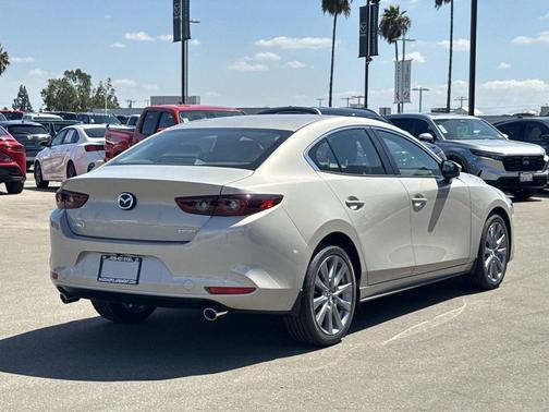 2025 Mazda Mazda3 FWD w/Preferred Package