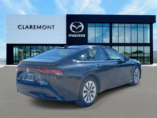 2022 Toyota Mirai Base